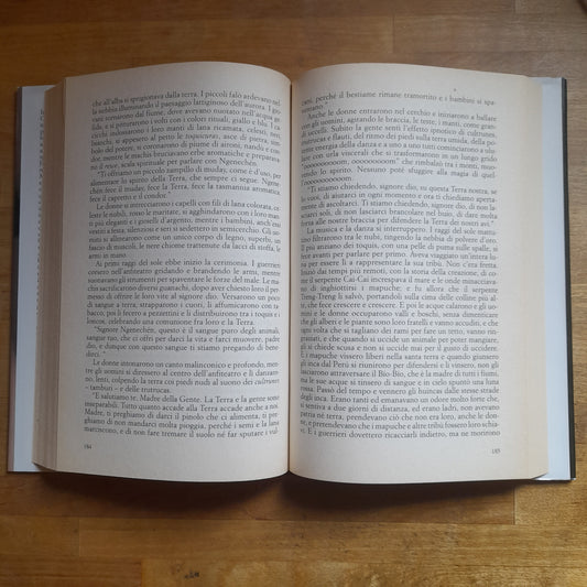 INÉS DELL'ANIMA MIA. ISABEL ALLENDE. EDIZIONE MONDOLIBRI SU LICENZA FELTRINELLI, 2006. TRADUZIONE DALLO SPAGNOLO DI ELENA LIVERANI.