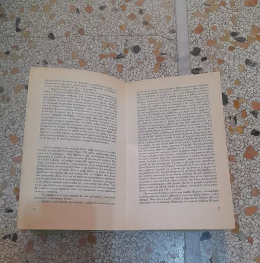EVA LUNA. ISABEL ALLENDE. FELTRINELLI EDITORE. COLLANA: "I NARRATORI". 2° EDIZIONE 1988.