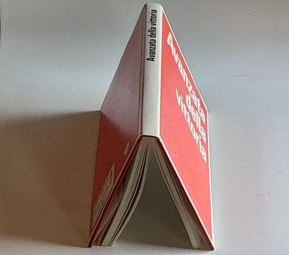 AVANZATA DELLA VITTORIA. AA.VV. EDITORI INTEPRESS, BUDA-PRESS,ORBIS, NOVOSTI,SOFIA.. RISTAMPA 1975.