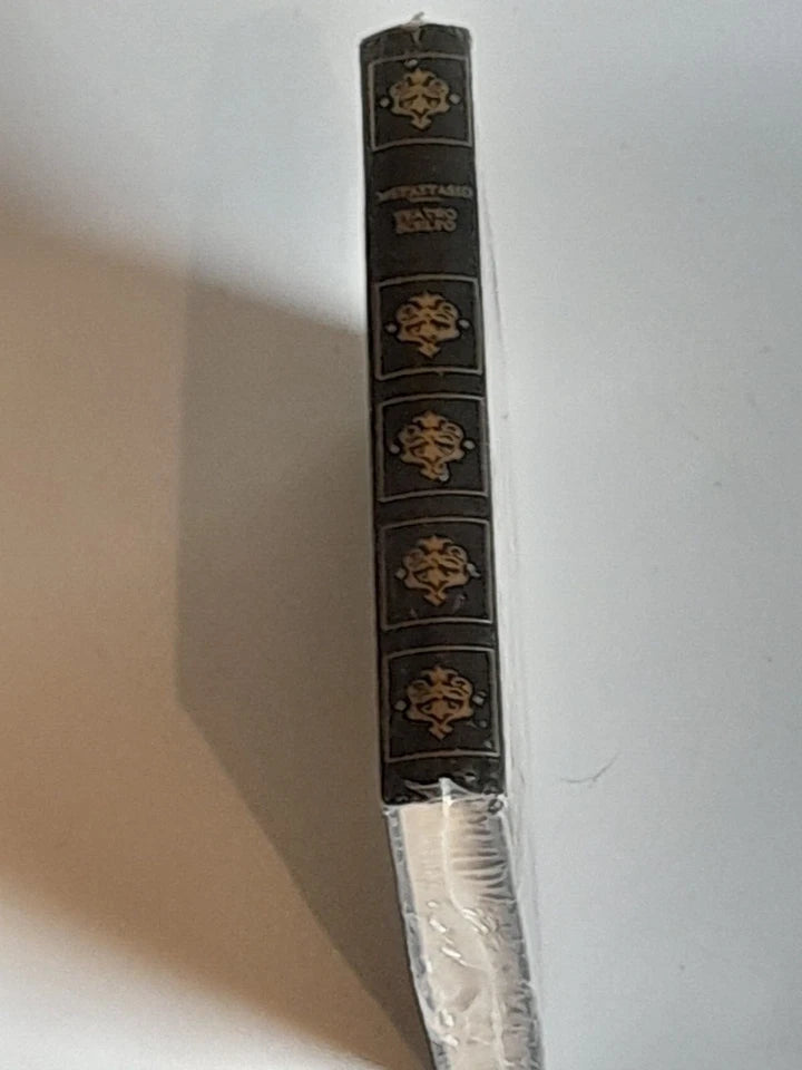 TEATRO SCELTO. METASTASIO. EDIPEM EDITORE. RISTAMPA 1974. COLLANA: LA NOSTRA BIBLIOTECA CLASSICA N.54.