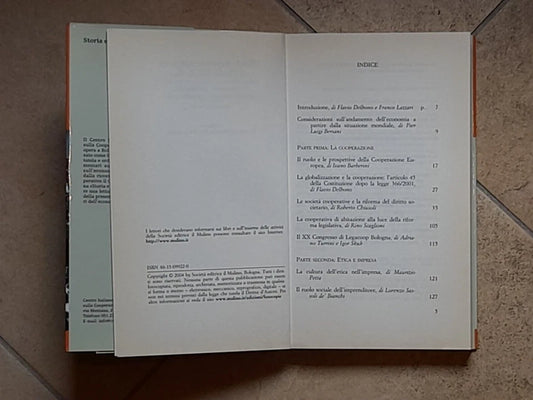 STRATEGIE PER COOPERARE E PER COMPETERE. FLAVIO DEL BONO-FRANCO LAZZARI. SOCIETA' EDITRICE IL MULINO. COLLANA: STORIA E STUDI COOPERATIVI. 1° EDIZIONE 2004.