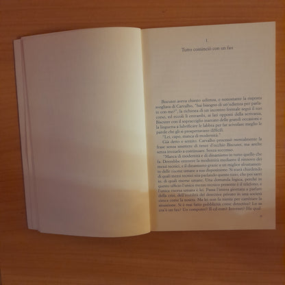 LA BELLA DI BUENOS AIRES. MANUEL VÀSQUEZ MONTALBÀN. FELTRINELLI EDITORE. COLLANA: UNIVERSALE ECONOMICA FELTRINELLI. 2° EDIZIONE: APRILE 2017.