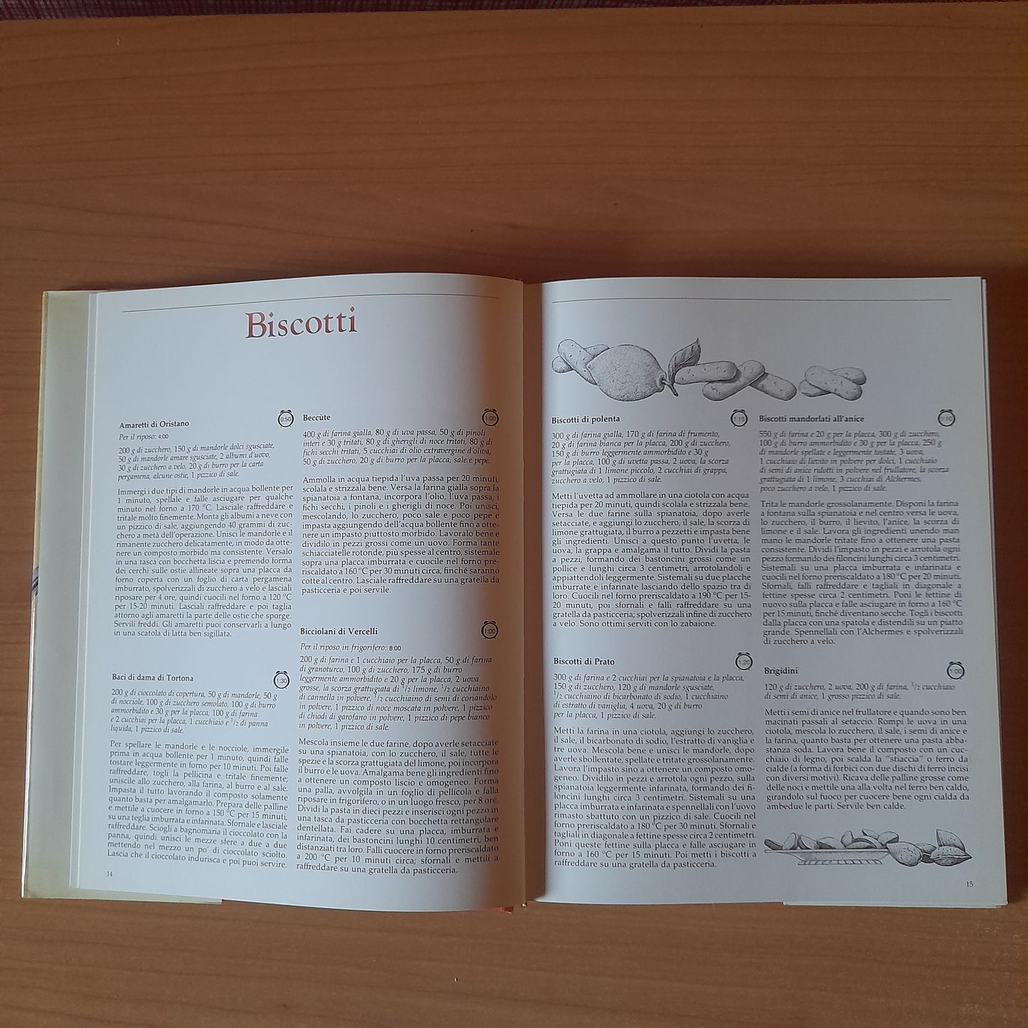 DOLCI CHE PIACERE!. 400 RICETTE PER GRANDI E PICCOLE OCCASIONI. ANTONIO E CINZIA PICCINARDI. EDIZIONE CDE SU LICENZA MONDADORI, 1992.