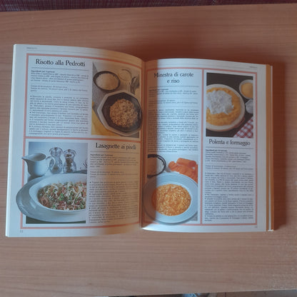 LA CUCINA A MICROONDE. TESTI E RICETTE DI FERNANDA GOSETTI. EDITORIALE "IL MOSAICO", 1995.