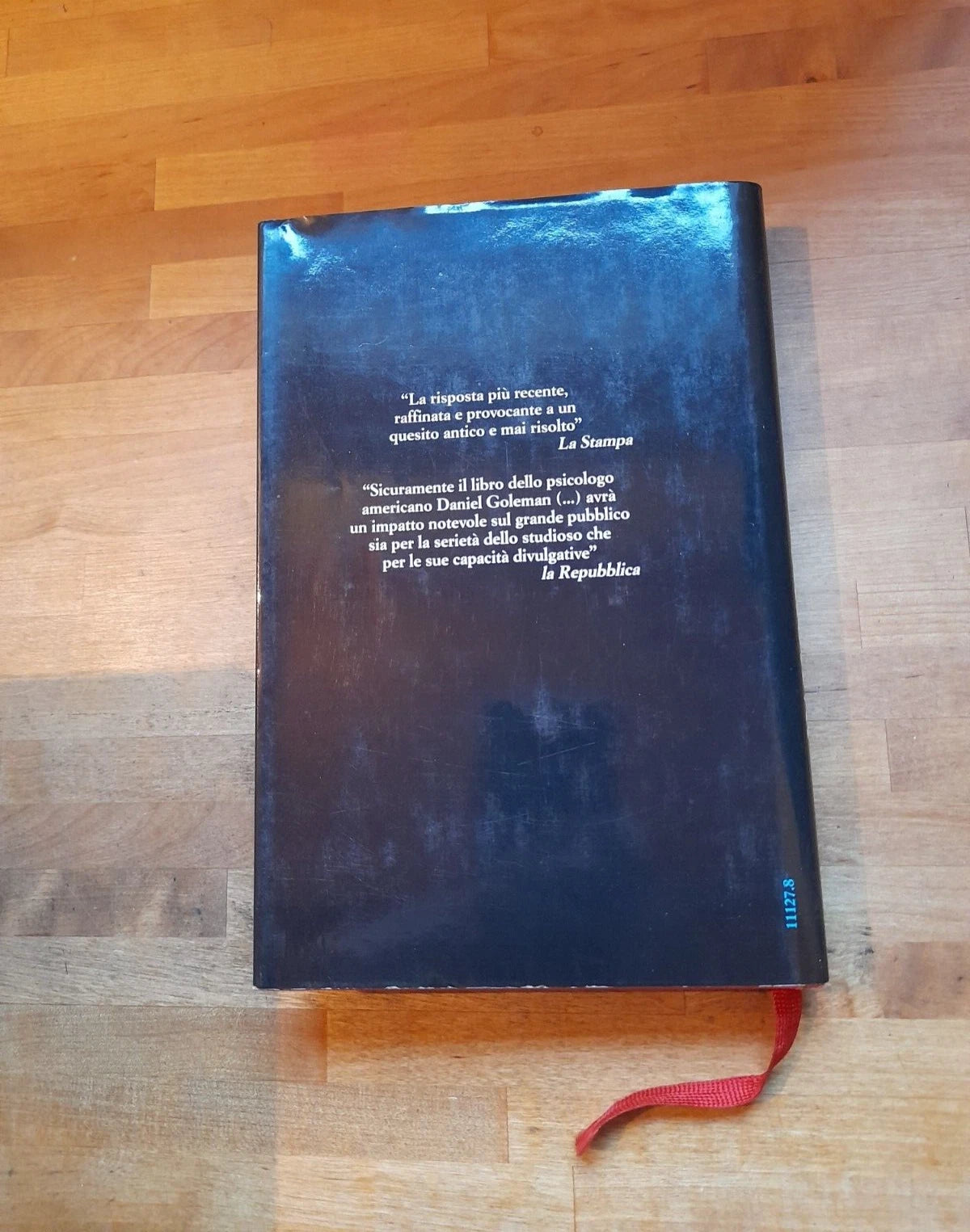 INTELLIGENZA EMOTIVA. CHE COS'E' PERCHE' PUO' RENDERCI FELICI. DANIEL GOLEMAN. EDIZIONE EUROCLUB. COLLANA: LIBRI & GRANDI OPERE. 1° EDIZIONE 1997. 2° RISTAMPA FEBBRAIO 1997.