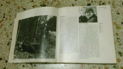 51° MOSTRA INTERNAZIONALE D'ARTE CINEMATOGRAFICA. VENEZIA, LIDO-1/12 SETTEMBRE 1994. LA BIENNALE DI VENEZIA EDIZIONI BIENNALE REALIZZAZIONE FABBRI EDITORI. AA.VV. 1° EDIZIONE 1994.