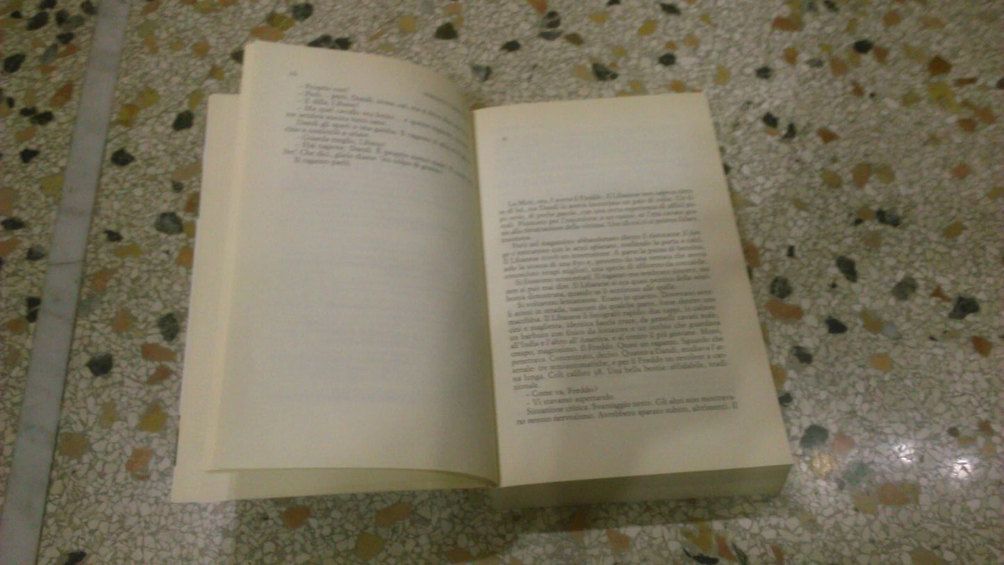 ROMANZO CRIMINALE. GIANCARLO DE CATALDO. COLLANA: EINAUDI STILE LIBERO BIG 1024. EINAUDI EDITORE. RISTAMPA 2005.