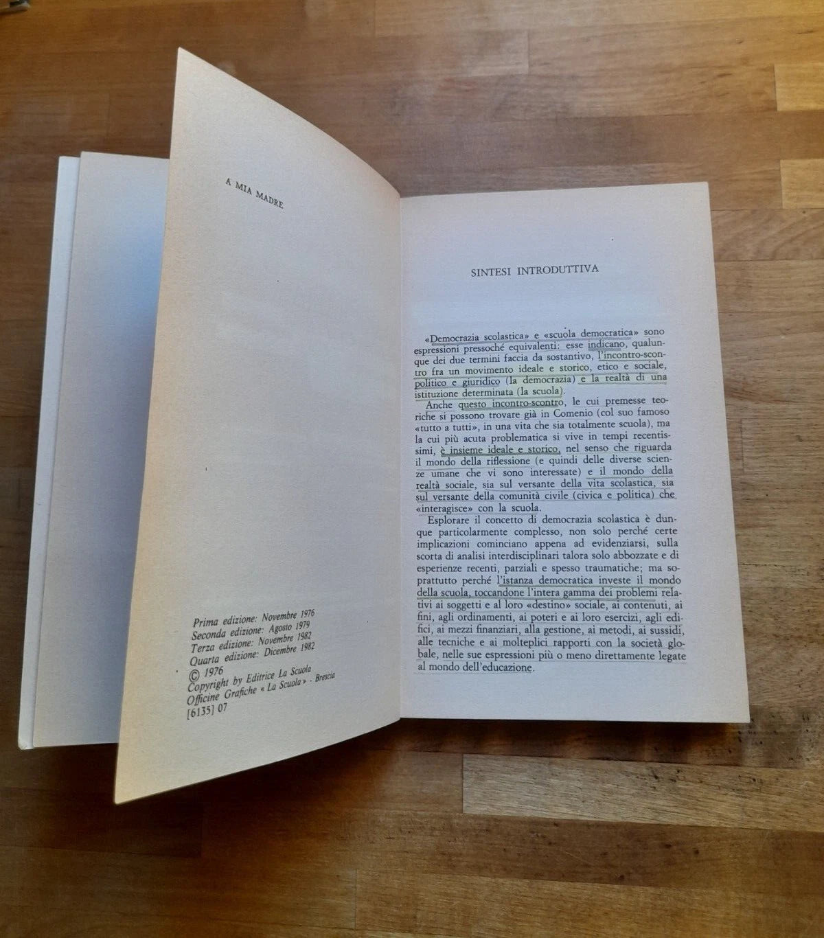 DEMOCRAZIA SCOLASTICA. LUCIANO CORRADINI. EDITRICE LA SCUOLA. 1° EDIZIONE 1976. COLLANA PEDAGOGIA 80.