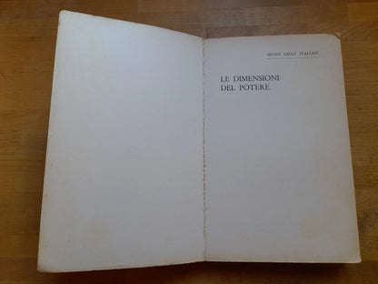 LE DIMENSIONI DEL POTERE. G.B. ZORZOLI. BOMPIANI EDITORE, 1969. COLLANA: NUOVI SAGGI ITALIANI.