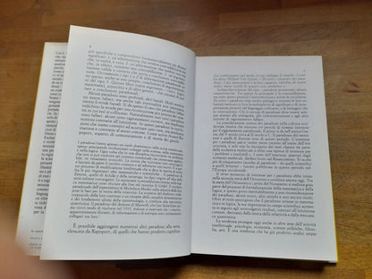 IL LIBRO DEI PARADOSSI. NICHOLAS FALLETTA. LONGANESI & C. EDITORI. COLLANA: "IL CAMMEO" VOLUME 394. 2° EDIZIONE 2003.