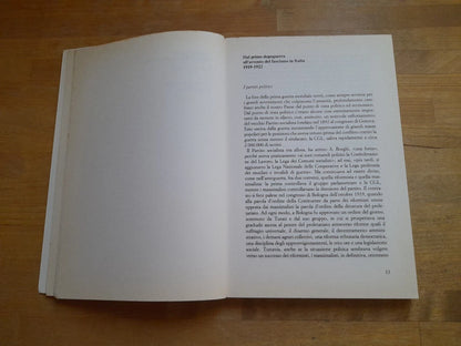 ORIGINI DELLA REPUBBLICA. FRANCO CATALANO - EMILIO FIETTA - ORAZIO PIZZIGONI. EDITORE VANGELISTA. 1° EDIZIONE 1983. SERIE: RESISTENZA ITALIANA N° 38.