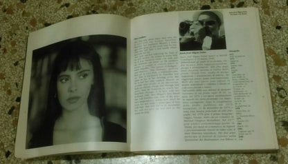 51° MOSTRA INTERNAZIONALE D'ARTE CINEMATOGRAFICA. VENEZIA, LIDO-1/12 SETTEMBRE 1994. LA BIENNALE DI VENEZIA EDIZIONI BIENNALE REALIZZAZIONE FABBRI EDITORI. AA.VV. 1° EDIZIONE 1994.