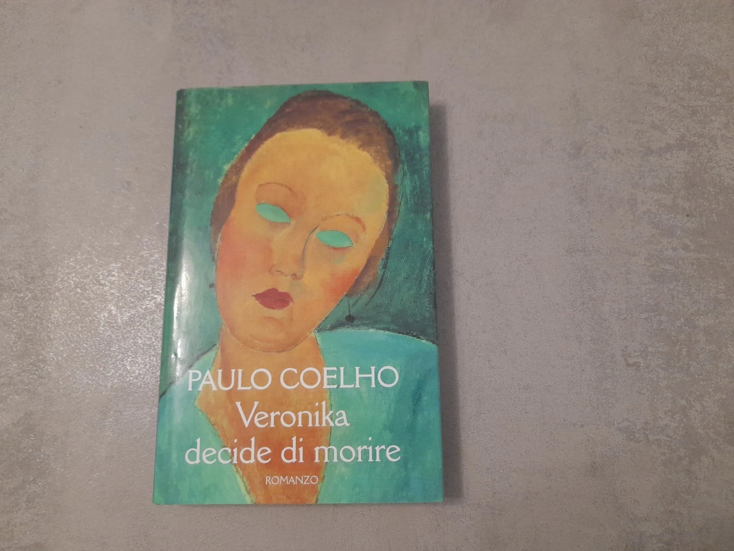 VERONIKA DECIDE DI MORIRE. PAULO COELHO. EDIZIONE MONDOLIBRI SU LICENZA RCS 2000.