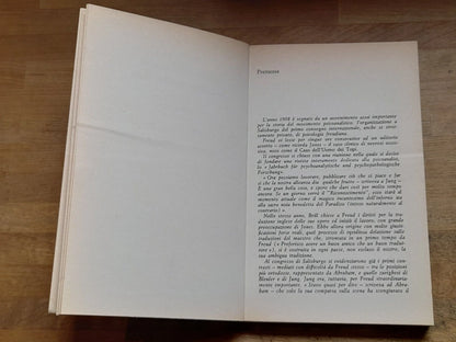 SULLA PSICOANALISI. CINQUE CONFERENZE E SCRITTI 1908/1910. SIGMUND FREUD. NEWTON COMPTON EDITORI. COLLANA: NEWTON TESTI/10. 2° EDIZIONE 1984.