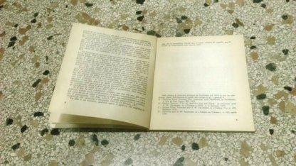 FASSBINDER. RAINER WERNER FASSBINDER DI DAVIDE FERRARIO. COLLANA: IL CASTORO CINEMA. LA NUOVA ITALIA EDITRICE. RISTAMPA 1984.