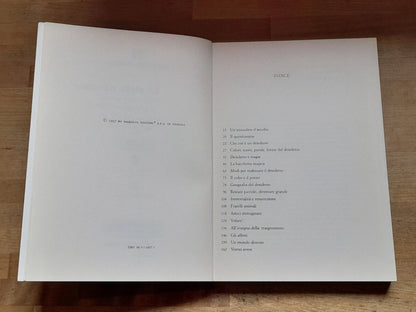 LE STELLE NASCOSTE. MAPPA DEL DESIDERIO NELL'IMMAGINARIO INFANTILE. MAFRA GAGLIARDI. MARSILIO EDITORE. COLLANA. RICERCHE. 2° EDIZIONE 1998.