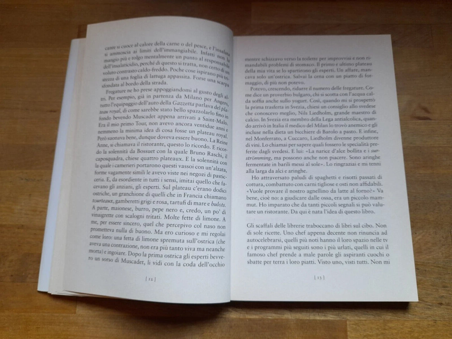 NON C'E' GUSTO. TUTTO QUELLO CHE DOVRESTI SAPERE PRIMA DI SCEGLIERE UN RISTORANTE. GIANNI MURA. MINIMUX FAX EDITORE. 1° EDIZIONE 2015.