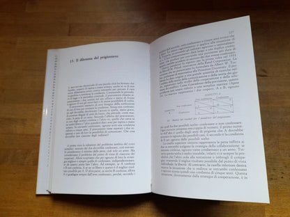 IL LIBRO DEI PARADOSSI. NICHOLAS FALLETTA. LONGANESI & C. EDITORI. COLLANA: "IL CAMMEO" VOLUME 394. 2° EDIZIONE 2003.