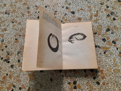 L'ESSENZA DELLO ZEN. A CURA DI KAZUAKI TANAHASHI E TENSHO DAVID SCHNEIDER. NEWTON & COMPTON EDITORI. 1°  EDIZIONE 1997. COLLANA: L'ALEPH 1.