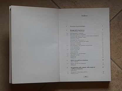 PRINCIPI DI FARMACOLOGIA E TERAPIA GERIATRICA. PROFESSORE RENATO RIZZI+AA.VV. AMBROSIANA EDITRICE. 2° EDIZIONE 1995.