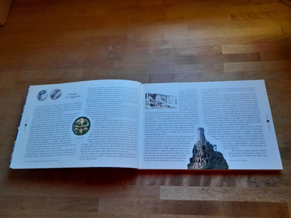 PARK GUELL L'UTOPIA DE GAUDI. J.M. CARANDELL. TRIANGLE POSTALS EDITORE, 1999. TESTO IN ITALIANO