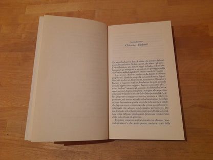 NOI I BARBARI. PIER ALDO ROVATTI. RAFFAELLO CORTINA EDITORE. 1° EDIZIONE 2011. COLLANA: MINIMA 110.