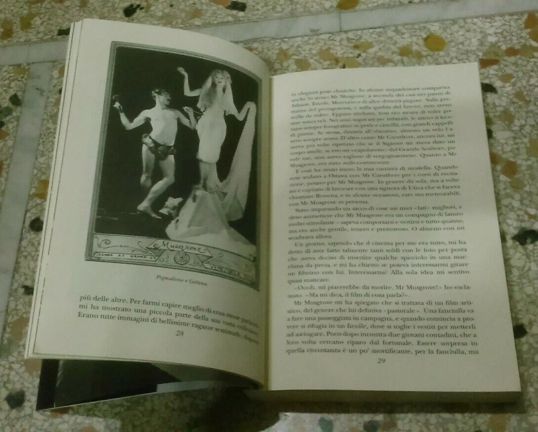 POVERA PICCINA. PATRICK DENNIS. ADELPHI EDITORE. COLLANA: FABULA 224. RISTAMPA 2010.