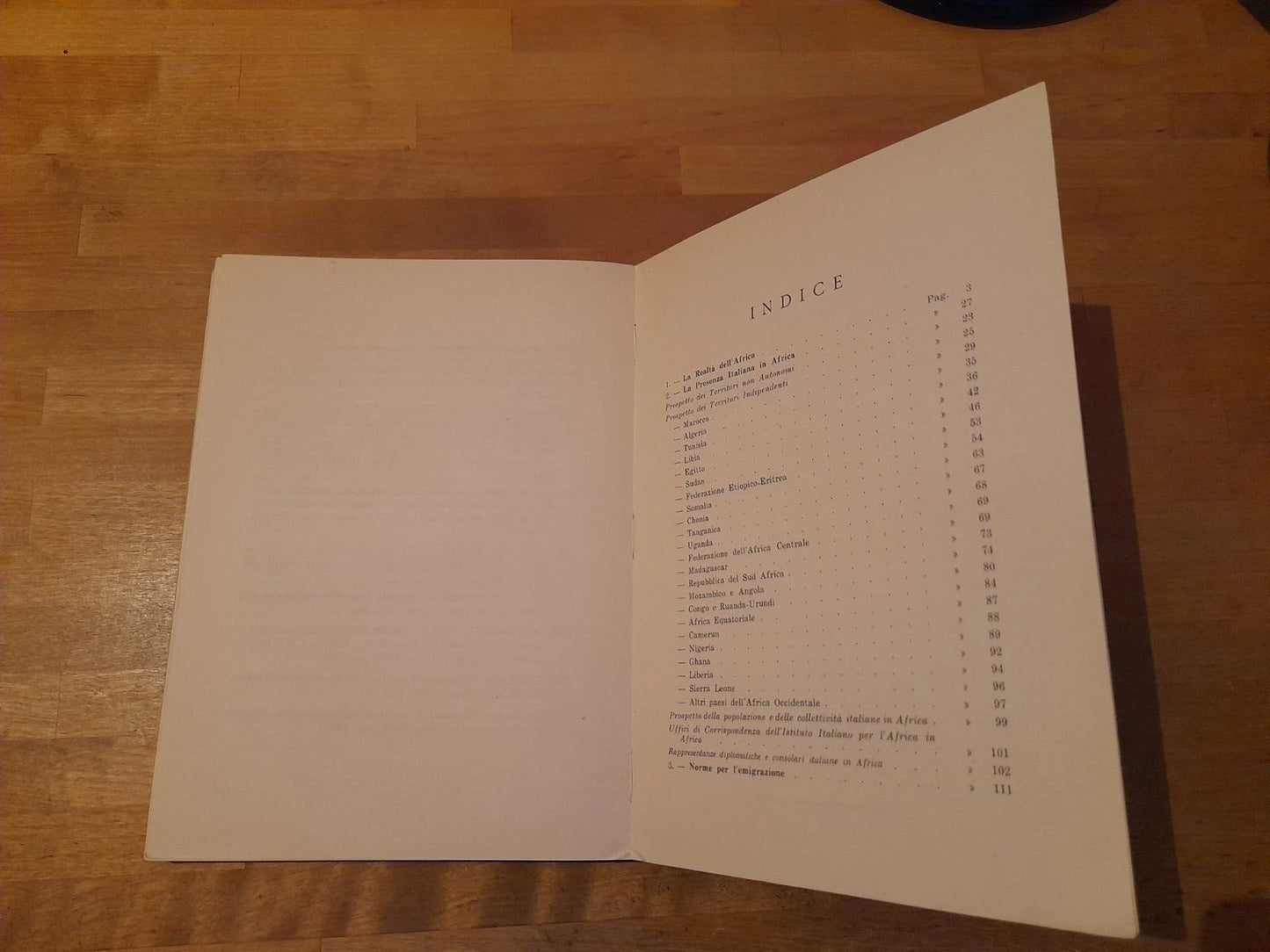 COLLETTIVITA' E LAVORO ITALIANI IN AFRICA. TEOBALDO FILESI. ISTITUTO ITALIANO PER L'AFRICA. 1° EDIZIONE 1961.