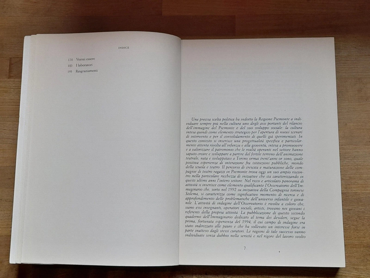LE STELLE NASCOSTE. MAPPA DEL DESIDERIO NELL'IMMAGINARIO INFANTILE. MAFRA GAGLIARDI. MARSILIO EDITORE. COLLANA. RICERCHE. 2° EDIZIONE 1998.