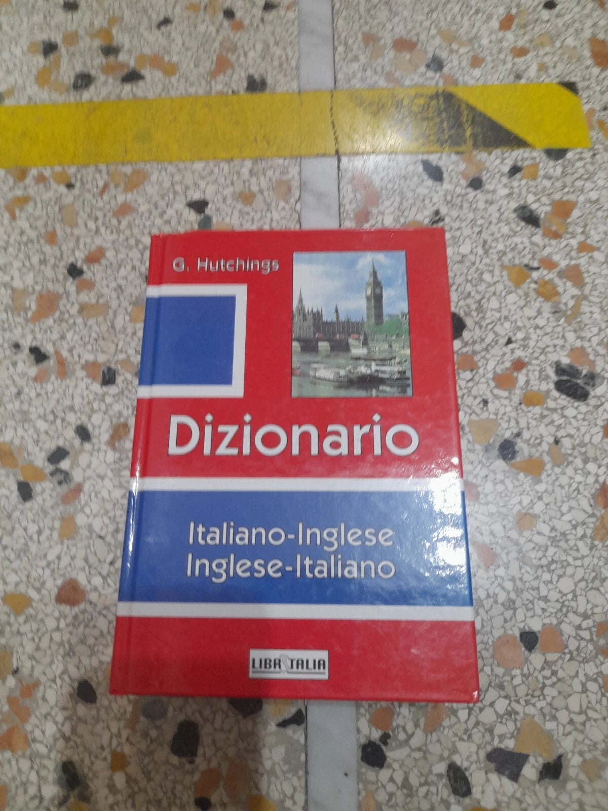 DIZIONARIO. ITALIANO INGLESE - INGLESE ITALIANO. GEOFFREY HUTCHINGS. LIBRITALIA 2000. RISTAMPA.