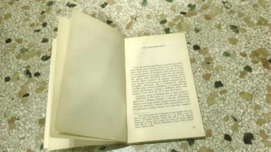 ARTE ROMANA SCULTURA. NICOLA BONACASA. EDITRICE: JOUVENCE 1980. COLLANA: LE ARTI IN ROMA ANTICA SCULTURA GUIDE 7. RISTAMPA.