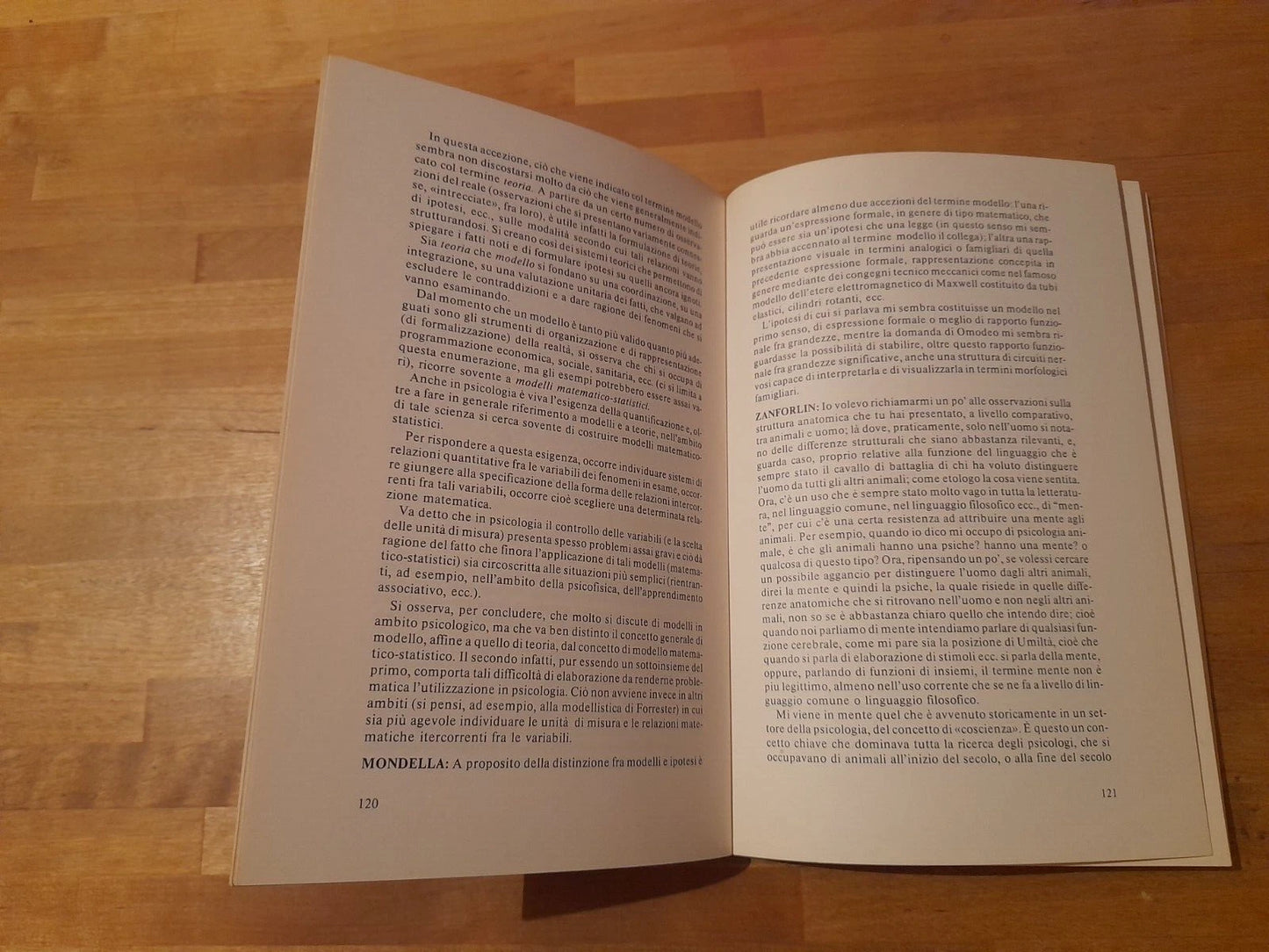 LA CONOSCENZA DELLA MENTE. AA.VV. BERTANI EDITORE. 1° EDIZIONE 1980. COLLANA: E/1 LE SCIENZE DELLA VITA SERIE EPISTEMOLOGICA.