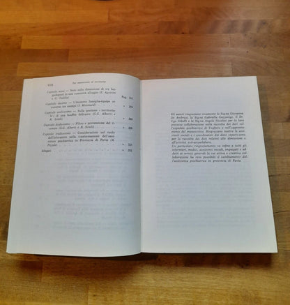 DAL MANICOMIO AL TERRITORIO. G.F.GOLDWURM - G.G.ALBERTI. "IL PENSIERO SCIENTIFICO" EDITORE. 1° EDIZIONE 1978. COLLANA: PICCOLA BIBLIOTECA DI NEUROLOGIA E PSICHIATRIA.