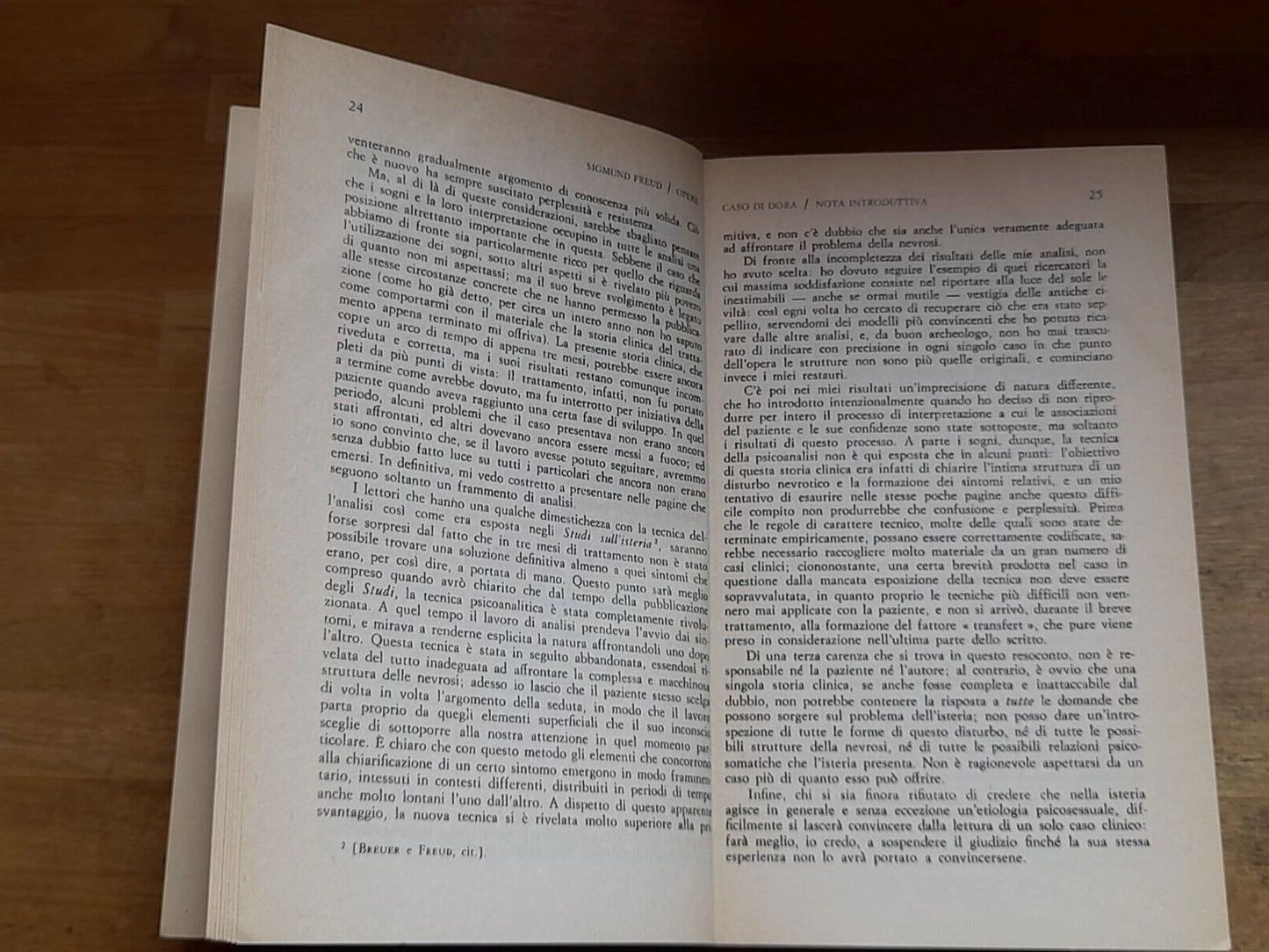 CASI CLINICI 1905/1918. SIGMUND FREUD. NEWTON COMPTON EDITORI. COLLANA: NEWTON TESTI / 22. 2° EDIZIONE 1988.
