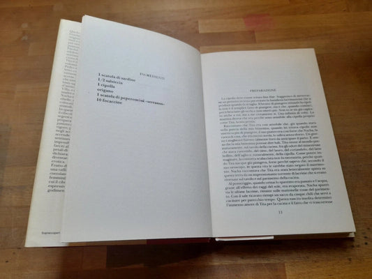DOLCE COME IL CIOCCOLATO. ROMANZO PICCANTE IN 12 PUNTATE. LAURA ESQUIVEL. GARZANTI EDITORE. COLLANA: NARRATORI MODERNI. 4° EDIZIONE SETTEMBRE 1992.