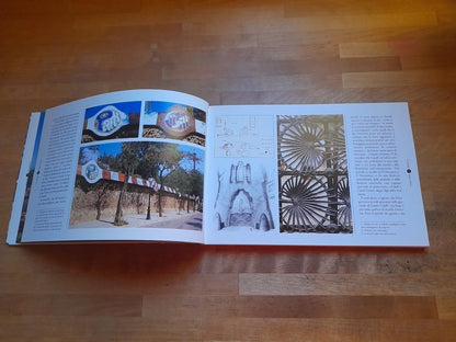 PARK GUELL L'UTOPIA DE GAUDI. J.M. CARANDELL. TRIANGLE POSTALS EDITORE, 1999. TESTO IN ITALIANO