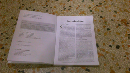 SEITAN GOURMET. 300 DELIZIOSE RICETTE VEGETARIANE RICCHE DI PROTEINE. SUMAN CASINI. MACRO EDIZIONI. 1° EDIZIONE 2003. COLLANA: "L' ARTE DI CUCINARE".