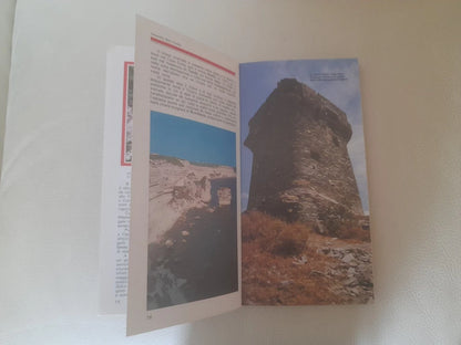 VEDERE LA CORSICA. AA.VV. 11° EDIZIONE 2011. CON PAGINE DI GUY DE MAUPASSANT. COLLANA: LE GUIDE DEL GABBIANO.