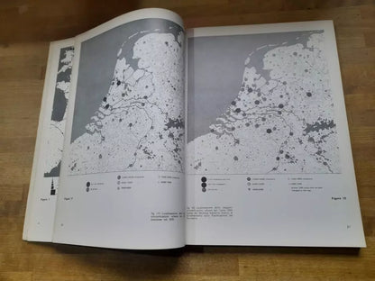 OLANDA '76. STUDI SULL' INDUSTRIALIZZAZIONE EDILIZIA CISE 2. AA.VV. LUIGI PARMA EDIZIONI. 1° EDIZIONE 1976.