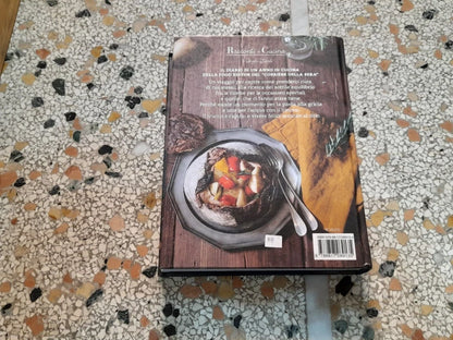 LA CUCINA FELICE. LE MIE 76 RICETTE PER STARE BENE. ANGELA FRENDA. RIZZOLI EDITORE. 1° EDIZIONE 2016.