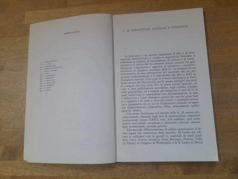 BIBLIOTECHE E ARCHIVI. GUIDA PRATICA ALLA CONSULTAZIONE. FRANCO DELLA PERUTA. FRANCO ANGELI EDITORE. 2° EDIZIONE 1987. COLLANA: FRANCO ANGELI/STORIA.