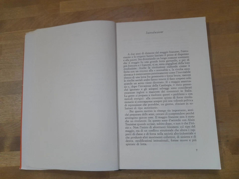 CLASSI E GENERAZIONI. FRANCESCO ALBERONI. SOCIETA' EDITRICE IL MULINO. COLLANA: SAGGI 97. 1° EDIZIONE OTTOBRE 1970.