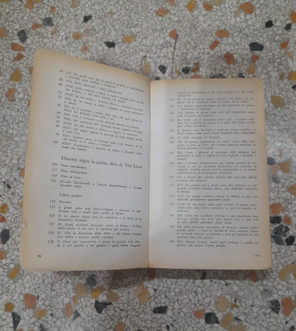 IL PRINCIPE E DISCORSI. NICCOLO' MACHIAVELLI. FELTRINELLI EDITORE. 1° EDIZIONE 1960. SERIE: UNIVERSALE ECONOMICA FELTRINELLI 320-1 OPERE 1. VOLUME DOPPIO.