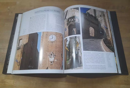 CITTA' D'ARTE IN ABRUZZO, MARCHE E ROMAGNA. SERIE: BANCA POPLARE DELL'ADRIATICO. RISTAMPA 2002. AA.VV.