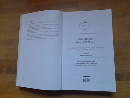 CODICE DEI DIRITTI UMANI E FONDAMENTALI. UMBERTO VINCENTI. COLLANA: FORMAZIONE GIURIDICA 8. EDIZIONI PLUS 2011.