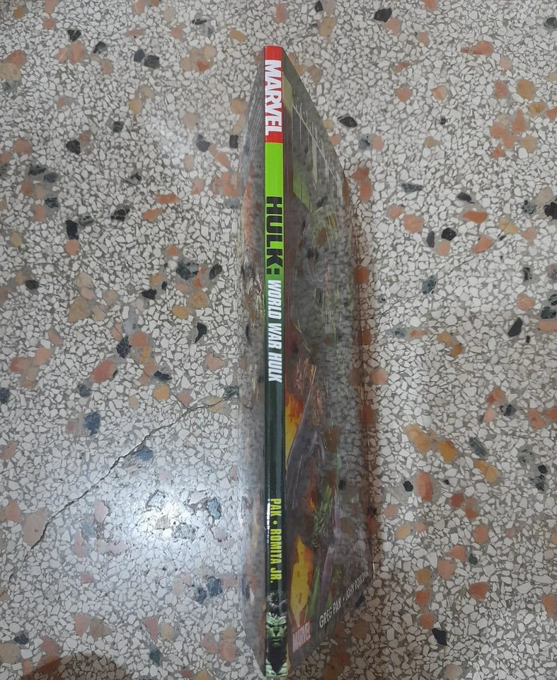 WORLD WAR HULK. GREG PAK - JOHN ROMITA JR. MARVEL 2019. IN LINGUA INGLESE.