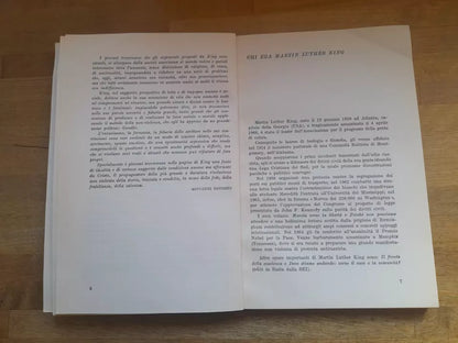 LA FORZA DI AMARE. MARTIN LUTHER KING. SEI EDITRICE. 3° EDIZIONE 1973. COLLANA: SCRITTORI PER LA SCUOLA.