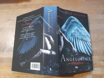 ANGELOLOGY. DANIELLE TRUSSONI. EDITRICE NORD. COLLANA: NARRATIVA 447. RISTAMPA 2011.