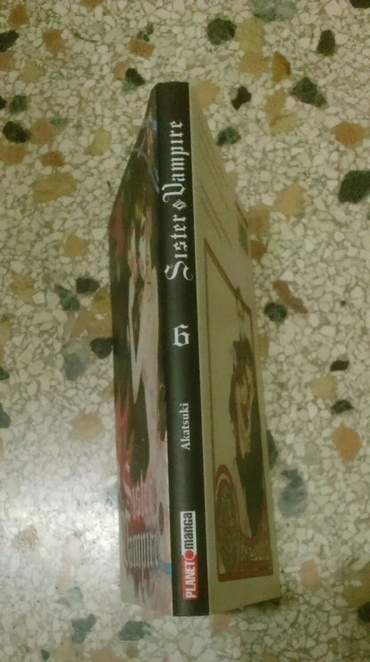 SISTER & VAMPIRE N 6. PLANET MANGA. 1° EDIZIONE ITALIANA, 2019. STORIA E DISEGNI: AKATSUKI. TRADUZIONE: MAYUMI.