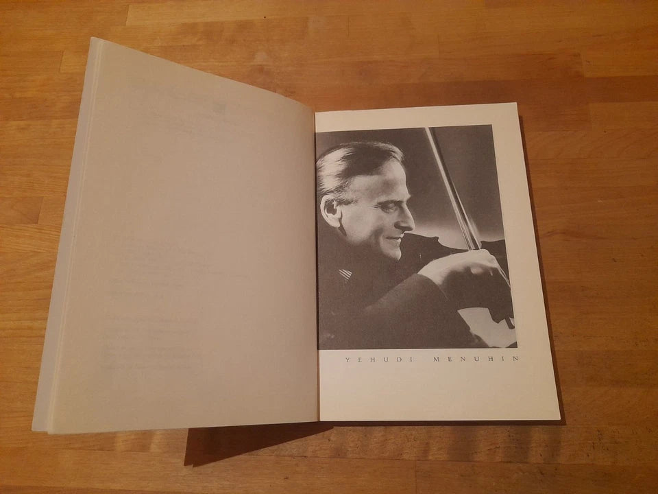 YEHUDI MENUHIN L'ORFEO TRAGICO.  ALBERTO CANTU'. ZECCHINI EDITORE 2006. COLLANA: GRANDI VIOLINISTI, 1.